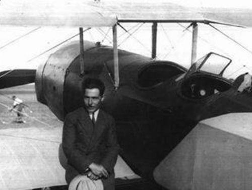 İlk Türk Uçağı: 1934 yılında Kayseri´de monte edilmiştir. 