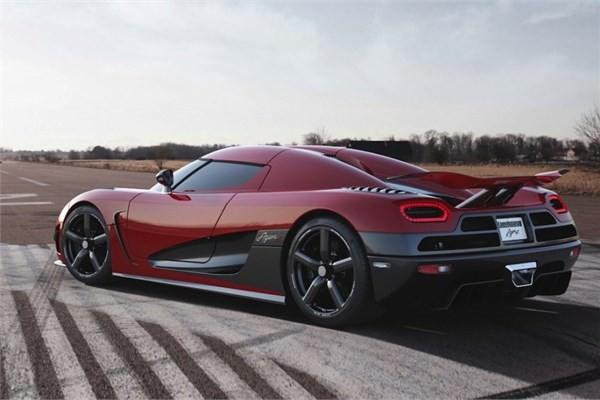 <p>38. Koenigsegg Agera R</p>