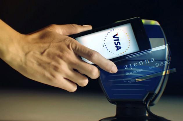 <p>NFC, toplu taşımada kart taşımak yerine cep telefonunuza yüklemiş olduğunuz kartınızla hem kartınızın avantajlarından yararlanamaya devam etmenizi, hem de sadece cep telefonu taşıyarak istediğiniz yere ulaşabilmenizi sağlayacaktır. Ayrıca bu teknoloji sayesinde kartınıza yükleme yapmak için gişelerde sıra beklemenize gerek kalmayacak; cep telefonunuz ile bakiyenizi kontrol edebilecek ve yükleme yapabileceksiniz.</p>