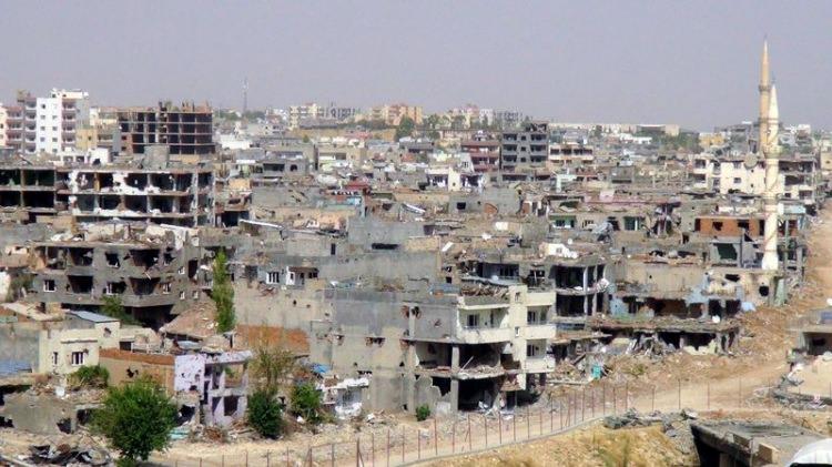 <p>Yeni Turan Mahallesi, Yeşil Kent Mahallesi, Mor Yakup Mahallesi, 8 Mart Mahallesi, Gırnavas Mahallesi, Devrim Mahallesi, Selahaddin Eyyubi Mahallesi, Çatalözü Mahallesi, İpekyolu Mahallesi ve Barış mahallesinde ise ilan edilen sokağa çıkma yasağı 25 Temmuz 2016 Pazartesi günü saat 14.00 itibariyle kaldırılmıştır. </p>

