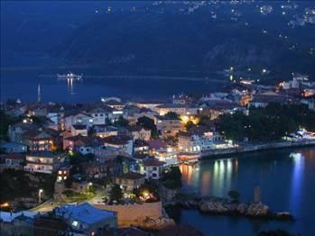 <p><span><span>BARTIN</span></span></p>
<div id="haber-detay">
<p>Genel sıralamada: 45 <br />Ekonomi: 23<br />Eğitim: 47<br />Sağlık: 43<br />Güvenlik: 74<br />Kent hayatı: 16<br />Kültür sanat: 32</p>
</div>