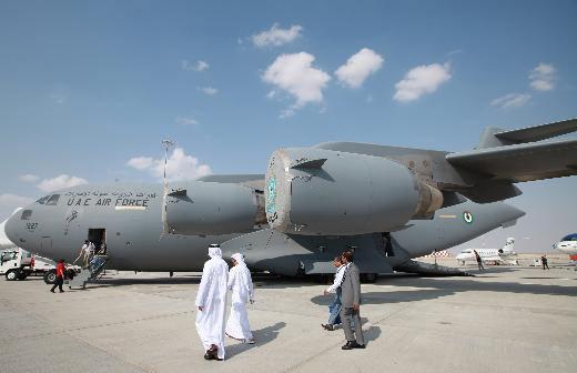 <p>Dubai Hava Kuvvetleri'ne ait bir kargo uçağı</p>