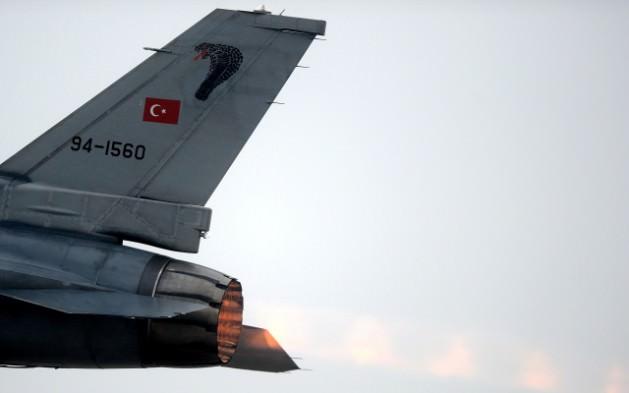Her pilot bulunduğu üste, sürekli uçuş eğitimi alıyor. Filo ve üs komutanları bile aralıklarla bu uçuşlara katılarak bilgilerini tazeliyor.