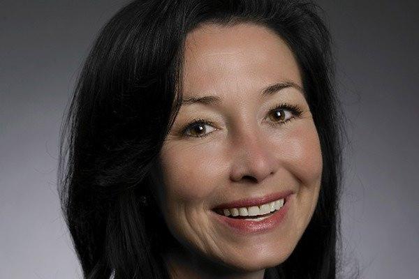 <p>13. Safra Catz</p>
<p>Oracle Başkan Yardımcısı ve CFO'su</p>