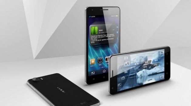 <p><strong>Akıllı cep telefonları</strong><br /><br />Akıllı cep telefonları, gerçekten akıllı ancak bunu her zaman iyi anlamda kullanmıyor. Bazı cep telefonları hem GPS hem de baz istasyonları ayarlarını kullanarak kişinin anlık bulunduğu noktayı raporluyor. Haritalar ve özellikle Latitude uygulaması kişinin bulunduğu yeri birkaç metrelik hatayla belirliyor.</p>