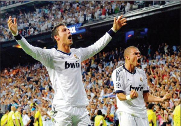 Cristiano Ronaldo, Real Madrid formasıyla bu sezon oynadığı maçlarda tam 44 gole imza attı ve takımının en golcü ismi konumunda.