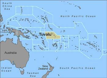 Tuvalu Tuvalu, Büyük Okyanus'ta, dokuz adet mercan adasından oluşan Polinezya ülkesidir. Avustralya ve Hawaii'nin arasında bulunmaktadır. Komşu ülkeleri Kiribati, Samoa ve Fiji adaları olan Tuvalu, 26 kilometre karelik bir yüzölçümüne sahiptir.