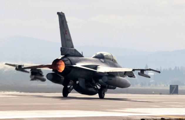 Türkiye'nin ilk jet üssü olan Balıkesir 9. Ana Jet Üs Komutanlığı kapılarını açtı.