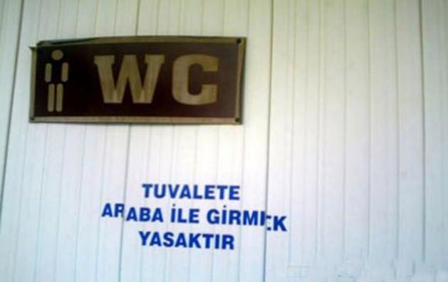Bu uyarı yazıları bazen farklı bir hal alıyor ve başka bir şeye dönüşüyor.