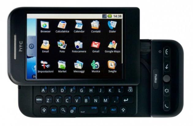 <p>HTC Dream - ABD’de T-Mobile G1 ismiyle satışa sunulan Dream, Tayvanlı akıllı telefon devi HTC’nin ilk büyük başarısı olarak akıllarda yer edindi. Google’ın Android işletim sistemiyle çalışan Dream, dokunmatik ekranlı akıllı telefon piyasasında iPhone’un karşısına da ilk rakip olarak belirdi. QWERTY 8,2 cm genişliğindeki ekranıyla başarı gösteren Dream, Android cihazların arasındaki rekabette tutunamadı.</p>