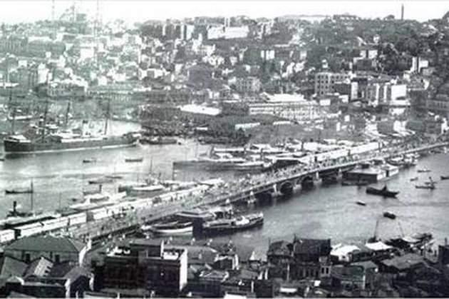 <p>Unkapanı Köprüsü</p>