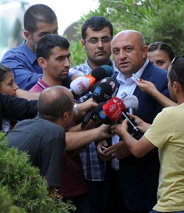 2 AĞUSTOS: İFADE FIRTINASI: Operasyonda 4. dalga yaşandı. Sinan Engin, Emre Belözoğlu gibi önemli isimlerin ifadelerine başvuruldu ama artık gözaltılar azalmıştı. Çağrılan isimler genelde ifade verip gidiyordu.