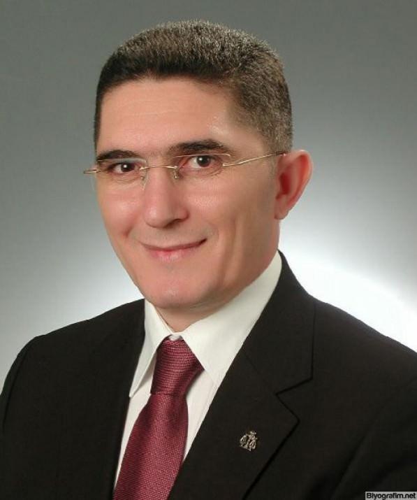 Ağrı Milletvekili: Ekrem ÇELEBİ 2 çocuk babası