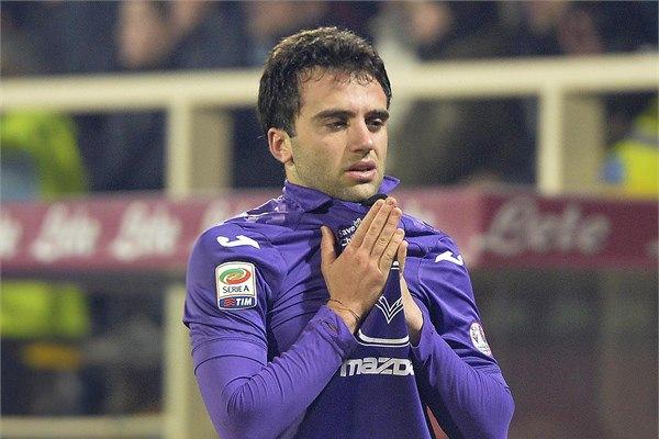 <p><strong>Giuseppe Rossi</strong></p>
<p>Aslen İtalyan olmasına rağmen sadece ABD, New Jersey'de doğup büyümesinden dolayı ülkesinde sevilmiyor.</p>