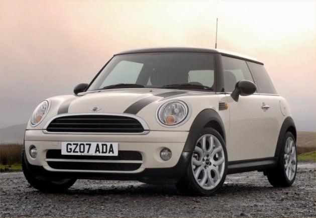 <p><strong>Mini Cooper D</strong><br />Ortalama Tüketim: 3.8 lt / 100 Km </p>