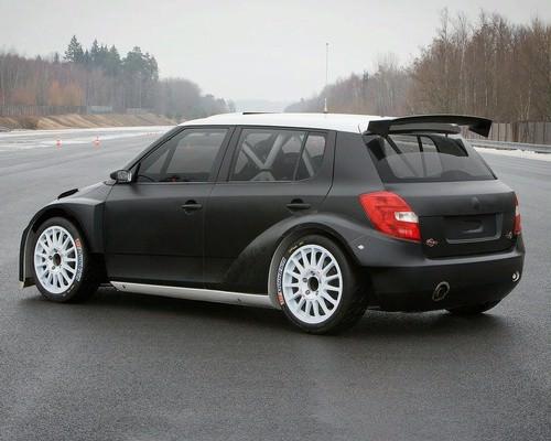 Skoda: Minik otomobili Citigo dışındaki modellerinde 15 bin TL’yi bulan indirimler uyguluyor.