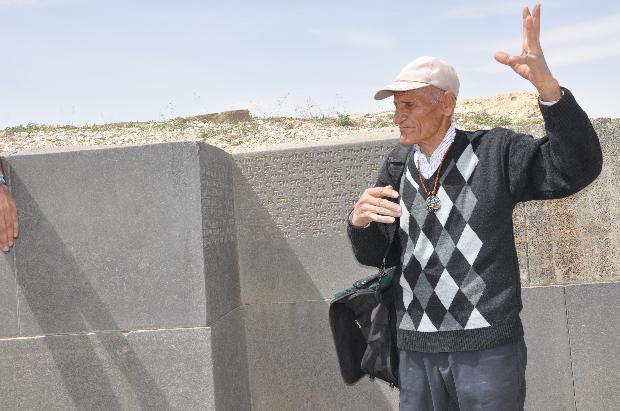 Kuşman: ”Gözlerimi kapattığım zaman bile Urartuları görüyorum” diye anlatıyor tarihe olan ilgisini.