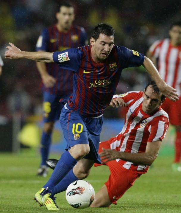 Barcelona'nın Arjantinli golcüsü Lionel Messi, rekor kırmaya doyamıyor. İşte dün gece de yeni bir rekora imza atan Messi'nin geçen yıldan bu yana kırdığı rekorların listesi...