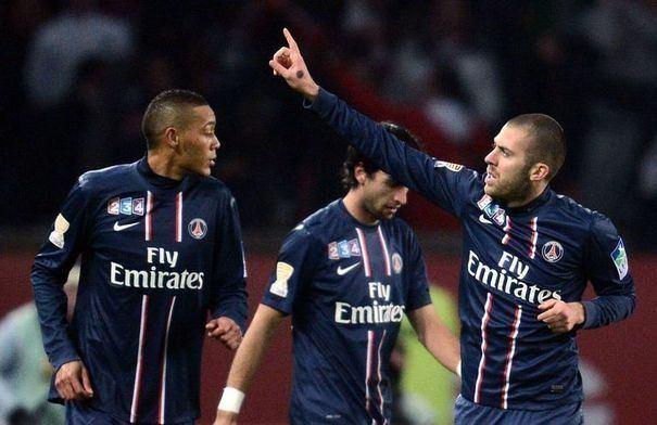 <p><strong>Jeremy Menez, Paris Saint-Germain</strong><br />26 yaşındaki futbolcu 11'e girmekte zorlanıyor. Bu sezon sadece 12 lig maçında oynadı ve bunlardan sadece üçünde doksan dakika oynadı. Dolayısıyla 26 yaşındaki futbolcu sezon sonunda önemli bir transfer hedefi olacak. AS Roma en çok adı geçen talibi...</p>