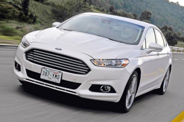 <p>FORD: Binek otomobildeki yenilikleri arasında tamamen yeni Mondeo, crossover sınıfındaki EcoSport gibi modeller olacak. Bununla birlikte tamamen yeni büyük Transit, küçük sınıftaki Courier ve ikinci nesil Connect satışa çıkacak.</p>