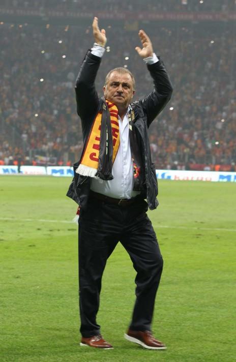 SPIEGEL (ALMANYA) *GALATASARAY 19. ŞAMPİYONLUĞUNU KAZANDI