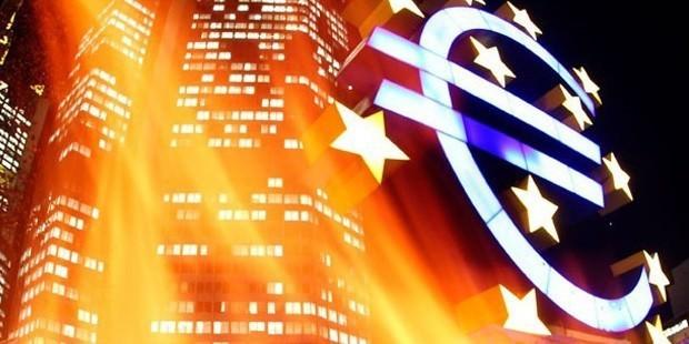 15 Mart Fitch, İngiltere'nin kredi notu görünümünü durağandan negatife çevirdi
