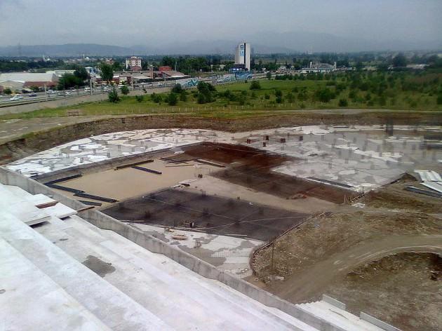 2011 yılında TOKİ tarafından yapımına başalanan Bursaspor'un yeni mekanı Timsah Arena yavaş yavaş yüzünü göstermeye başladı. İşte Bursaspor'un yeni stadının ilk görüntüleri...