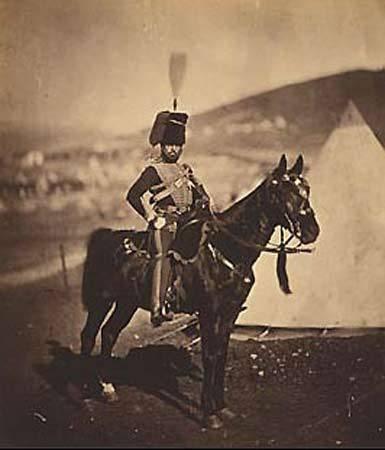 <p>İlk savaş fotoğrafı 1847 yılında Meksika-Amerika savaşında Charles J.Betts bu fotoğrafı gizlice çekti. Kaynak: Dünyanın ilk fotoğraf çekimleri fotoğraf tarihi fotoğraf belgeseli</p>