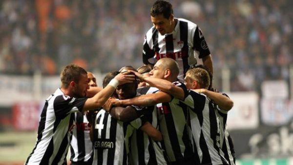 <p>Manisaspor-TARZANLAR</p>