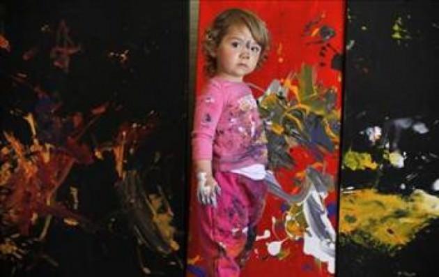 6- AELITE ANDRE    2 yaşında sanat galerisinde resim sergisi açtı. Aelite Andre, Avustralya sanat dünyasının en çok konuştuğu "soyut resim" sanatçılarından biri ve sadece 2 yaşındayken adından söz ettirmeye başladı. Üstün yetenekli küçük kızın resimleri Melbourne'daki sanat galerisi sahibine ulaştığında, galeri sahibi resimlerden çok etkilenmiş ve hemen sergi açmaya karar vermişti.