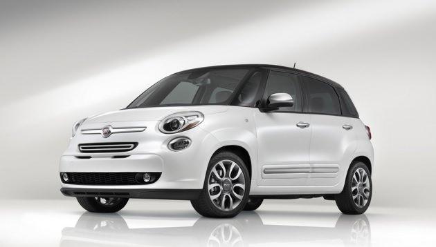 <p>FIAT: Bu yıl getireceği yeni binek modeller arasında 500L’nin uzun versiyonu “Living”, 500’ün crossover versiyonu 500X var.</p>