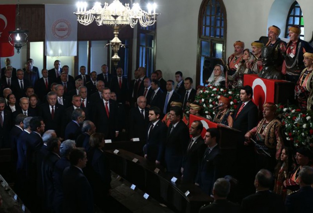 <p>İlk defa Başbakan Erdoğan törene katıldı.</p>