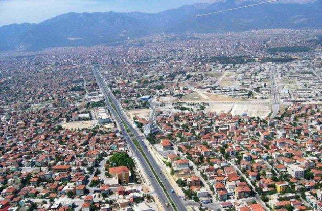 <p>DENİZLİ</p>
<p> </p>
<p>698 bin seçmeni bulunan Denizli'de 700 denek üzerinde yapılan araştırmada deneklerin oyları ile AK Parti yüzde 42, CHP yüzde 32, MHP yüzde 21 oy aldı.</p>