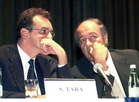 Sinan Tara  Stanford'da master yaptı.