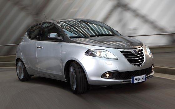 <p>LANCIA - Ypsilon 1.2 Fire Evo<br />32.999 TL </p>