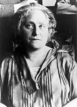 <p>Kocamın görelilik teorisini anlamıyorum ama kocamı tanıyorum ve sözüne güvenilir biri olduğunu biliyorum. Elsa Einstein</p>