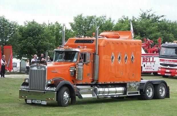<p>36- Kenworth Marka değeri 2,5 milyar doların üzerinde.</p>