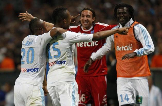 16-) OLYMPIQUE DE MARSEILLE 135.7 MİLYON EURO