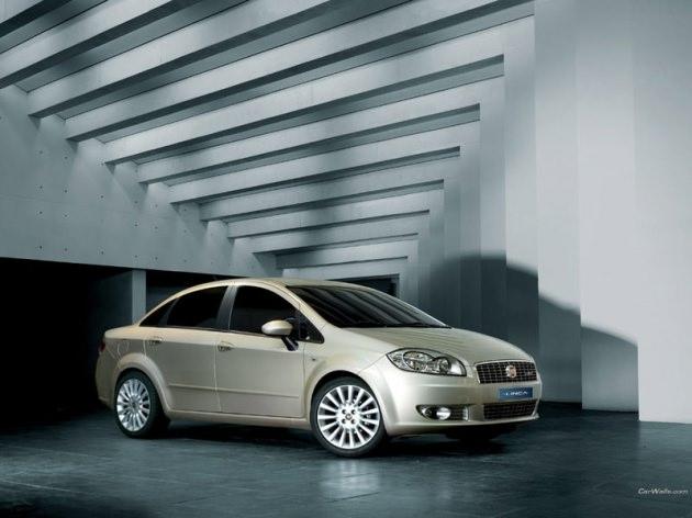 <p><strong>Alt-Orta Sınıf Sedan</strong><br />1. Fiat Linea<br />30.259 adet satıldı.</p>