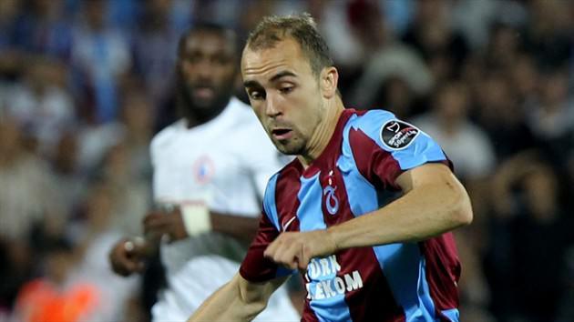 ADRİAN MİERZEJEWSKİ 3.500.000 €