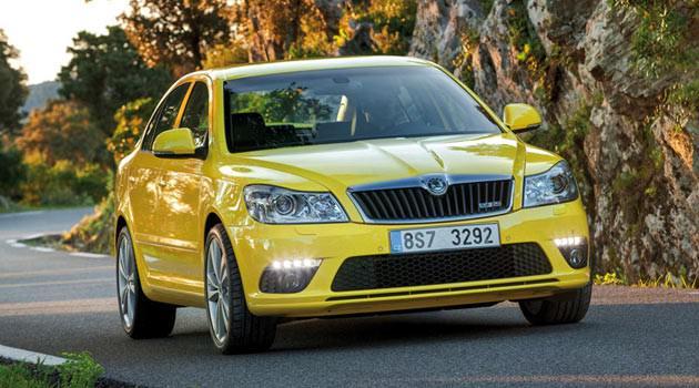 Skoda Octavia 1.6 TDI Sınıfı: C - 105 hp, 250 nm - DSG, 7 ileri çift kavramalı Ortalama Tüketim: 4,7 Başlangıç Fiyatı: 54.700 YORUM: VW grubunun motoru, şanzımanı ve platformunu kullanıyor. Sorunsuz ve kaliteli bir Avrupa aracı için görece ucuz seçenek.
