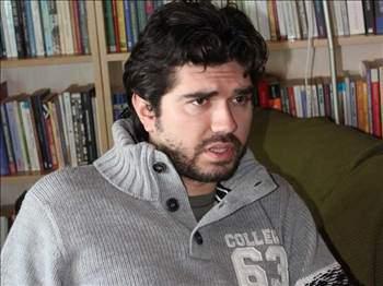<p>Rasim Ozan Kütahyalı<br />Galiba Fenerbahçe bizi paspas yapacak...</p>