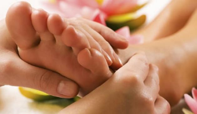 <p>ABD'de yaklaşık 40 bin, İngiltere'de ise 20 bin adet hizmet noktası olan nail bar'lar, Türkiye'de de büyük bir potansiyel vaat ediyor. Bu alanda Türkiye'de de girişimler başlamış durumda. Yatırım bedeli 50 bin TL civarında, kâr marjı ise oldukça yüksek.</p>