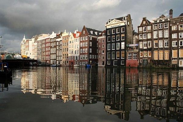 <p>15. Hollanda</p>
<p>Toplam puan: 80,32</p>