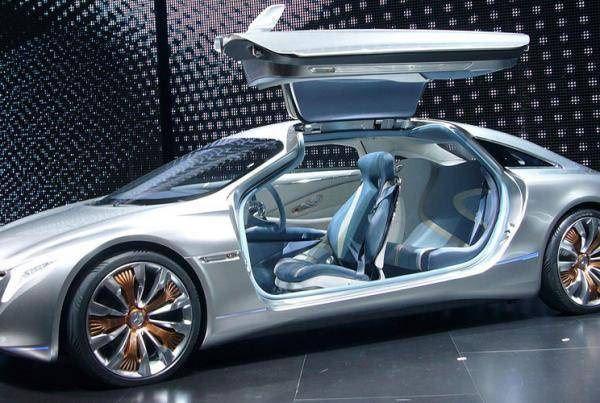 <p>Mercedes Benz F-125!</p>
