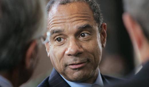<p>Kenneth I. Chenault - American Express 28 milyon dolar</p>