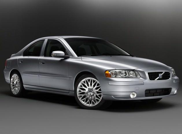 Volvo: S40, S60, V60 ve C30 modellerinde 45 bin TL, S80, XC60, XC70 ve XC90 modellerindeyse 55 bin TL kredi için “0” faiz uyguluyor.