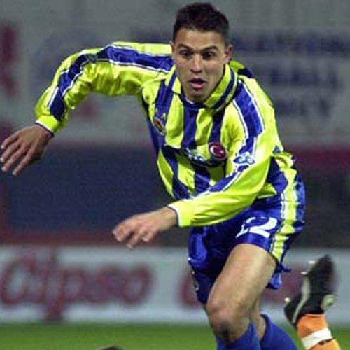 Fatih Akyel   Oynadığı takımlar: Galatasaray-Fenerbahçe 