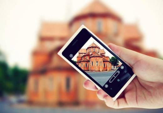 <p><strong>Megapiksel ne kadar yüksekse kamera o kadar iyi değildir</strong><br />
Örneğin lens kalitesi, sensör boyutu veya yazılımın fotoğraflara ne kadar müdahale ettiği gibi noktalar fotoğraf kalitesini belirler. O nedenle iyi fotoğraf çekmek için her zaman megapiksel değerinin yüksek olmasına bakmayın.</p>
