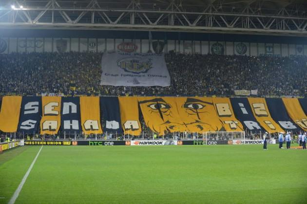 <p>Çanakkale: %35 FB - %31 GS - %20 BJK</p>